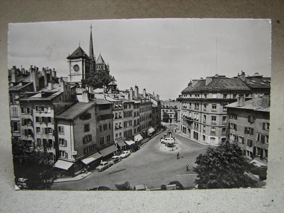 Genéve Place du Bourg de Four Schweiz 1960 bilar med mera Gammalt skrivet vykort