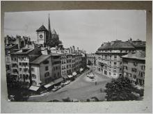 Genéve Place du Bourg de Four Schweiz 1960 bilar med mera Gammalt skrivet vykort