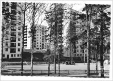 Vykort. Stockholm. Farsta  Säfflegatan 1950-60 tal. Pressbyrån 301130