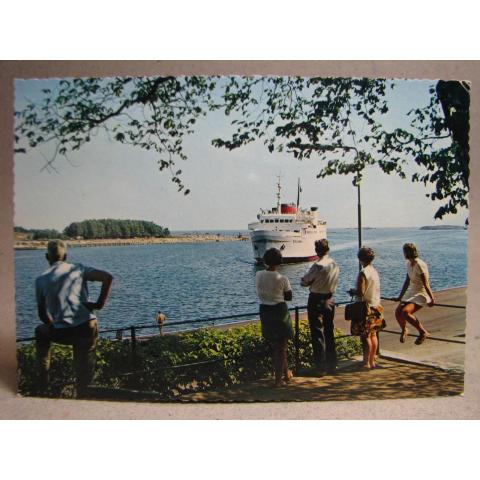 Vykort - Fartyg Folkliv Gotlandsfärjan - Oskarshamn 1973