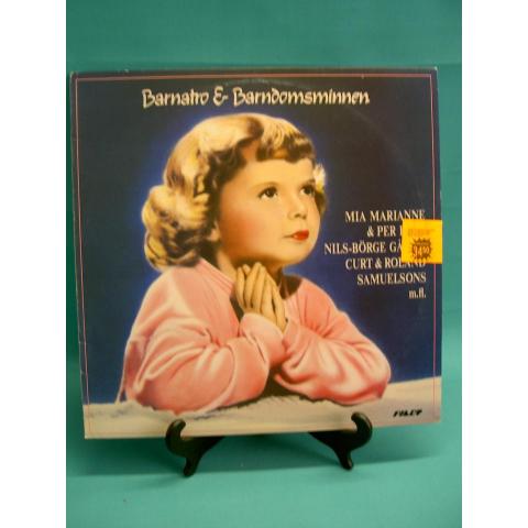 Bl.a. Mia Marianne - Barnatro & Barndomsminnen