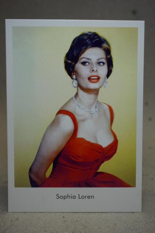 Sophia Loren  - Vykort oskrivet i fint skick