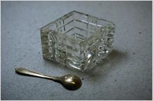 Saltkar Kristall med saltsked