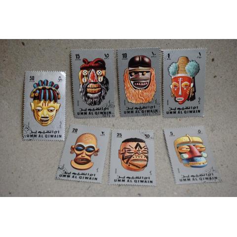 7 stycken Frimärken  - Umm Al Qiwain 1972 African Masks Festivals Art Crafts Wood Ceramics -  stämplat