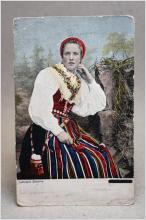 Leksand Kvinna i folkdräkt  - Gammalt skrivet vykort 