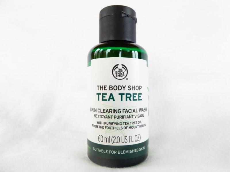 The Body Shop Tea Tree Skin Clearing Facial Wash 60 ml Resestorlek