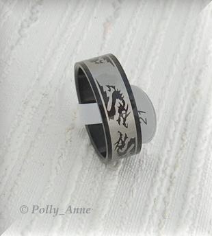 Tufft mönstrad ring i stainless steel! Lågt pris! 21mm!