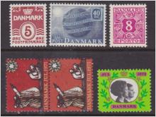 Danmark, div frimärken och helgmärken** bl.a F L 30, 8 öre katalog 25 kr