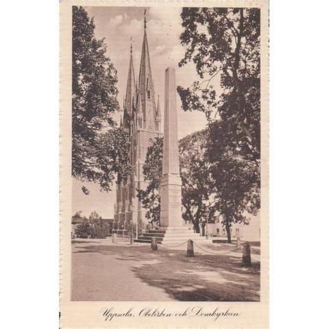 Uppsala, Obelisken och Domkyrkan. Postgånget 1915
