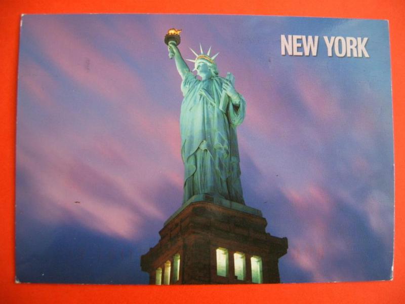 USA - NEW YORK - THE STATUE OF LIBERTY.