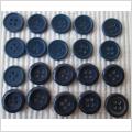 20 Mörkblå 4 - håls knappar i olika modeller 13 - 14 mm